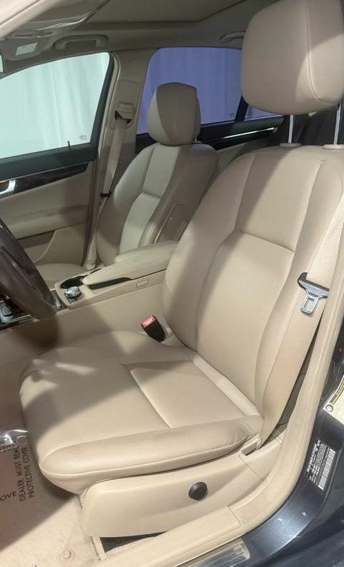 Mercedes-Benz C-Class C300 4MATIC Sport Sedan 2013 Mercedes-Benz C-Class C300 4MATIC Sport Sedan 2013