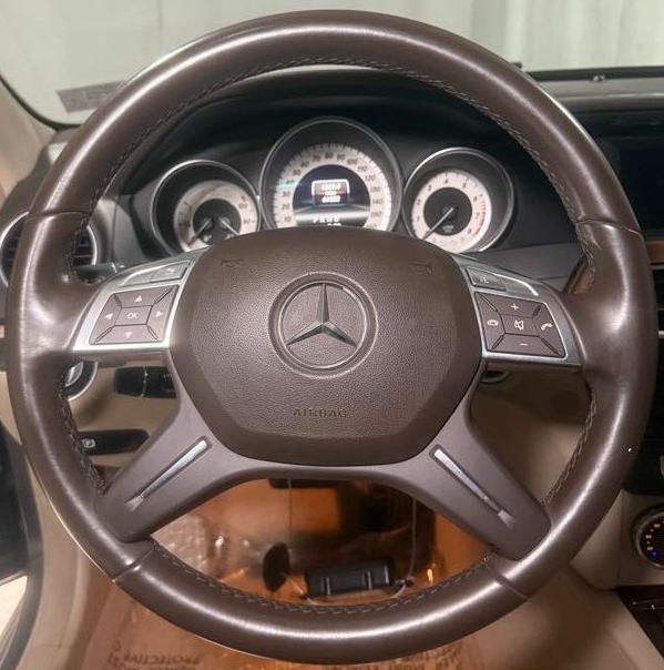 Mercedes-Benz C-Class C300 4MATIC Sport Sedan 2013 Mercedes-Benz C-Class C300 4MATIC Sport Sedan 2013