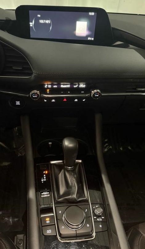 Mazda MAZDA3 Premium AWD 2023 Mazda MAZDA3 Premium AWD 2023