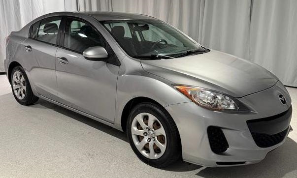 Mazda MAZDA3 i Sport 4-Door 2012