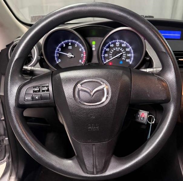 Mazda MAZDA3 i Sport 4-Door 2012