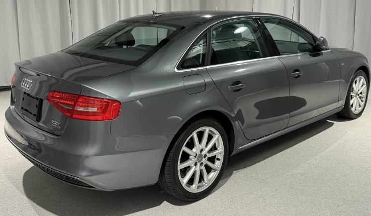 Audi A4 2.0T Premium Plus quattro Sedan AWD 8A 2016