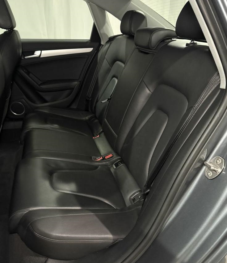 Audi A4 2.0T Premium Plus quattro Sedan AWD 8A 2016