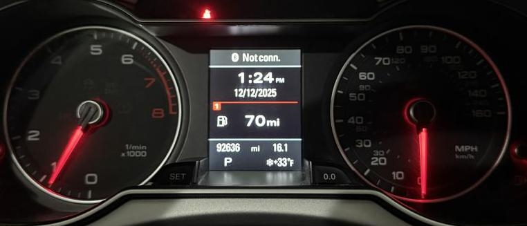 Audi A4 2.0T Premium Plus quattro Sedan AWD 8A 2016