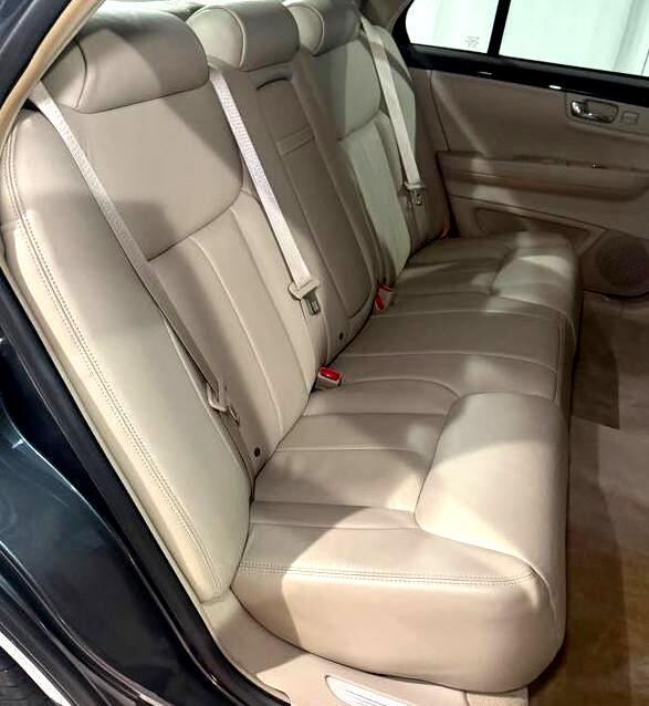 Cadillac DTS Luxury 2010