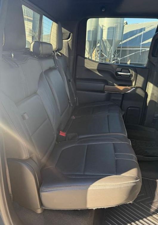 Chevrolet Silverado 1500 High Country Crew Cab Long Box 4WD 2020