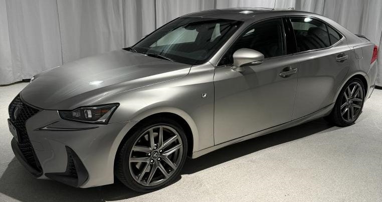 2018 Lexus IS 300 RWD