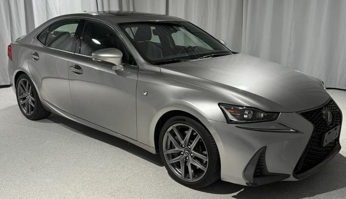 Lexus IS 300 RWD 2018