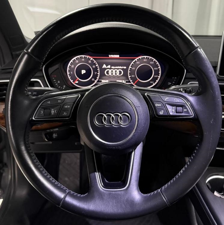 Audi A4 2.0T Premium Plus quattro Sedan 2017