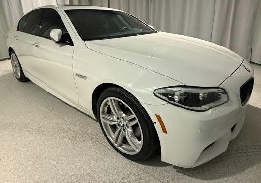 BMW 5-Series 550i xDrive 2014
