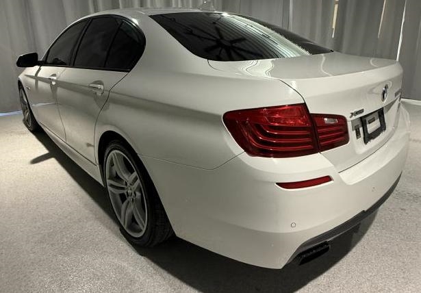 BMW 5-Series 550i xDrive 2014