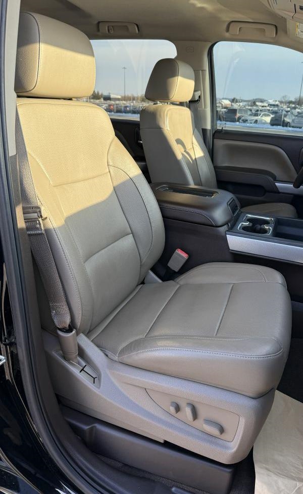 Chevrolet Silverado 1500 LTZ Crew Cab 4WD 2016