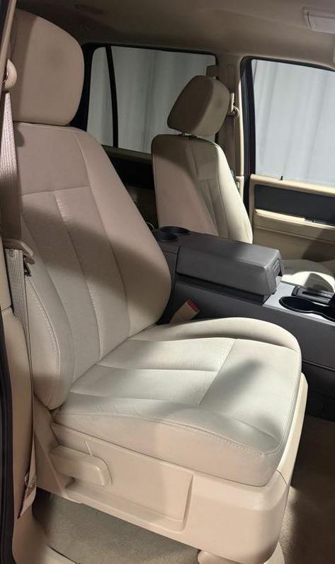 Ford Expedition XLT 4WD 2008