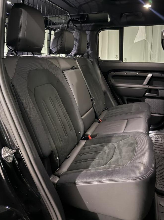 Land Rover Defender 110 P525 V8 2024