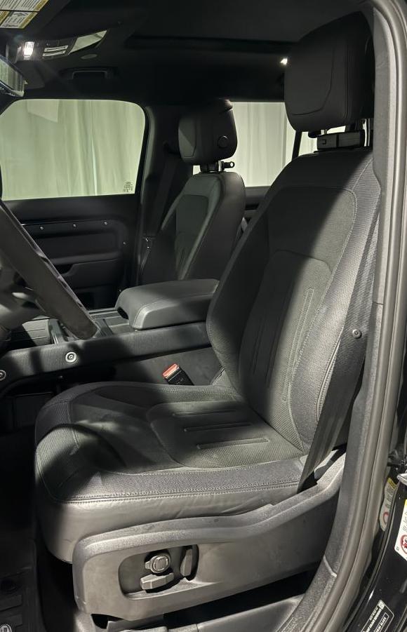 Land Rover Defender 110 P525 V8 2024