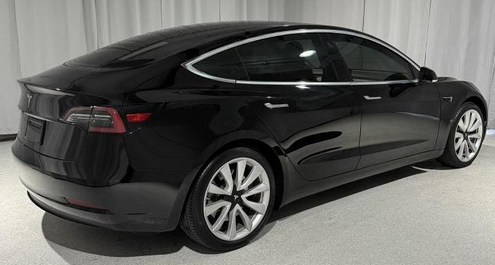Tesla Model 3 Standard Range Plus 2020