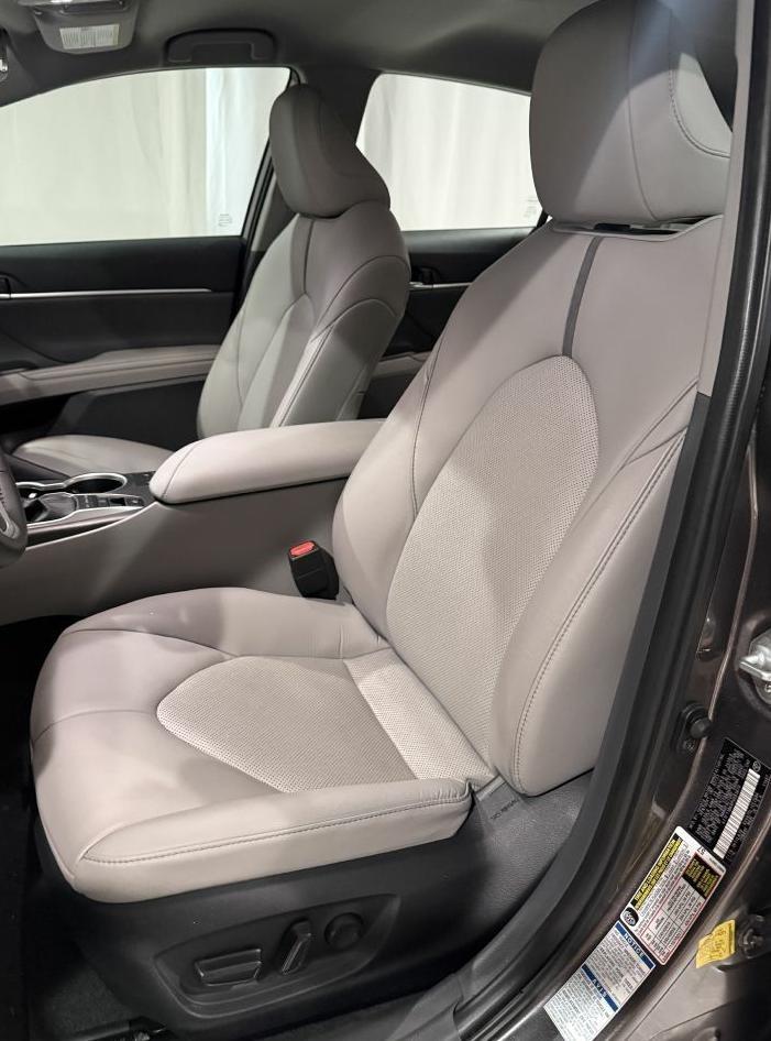 Toyota Camry XLE AWD 2023