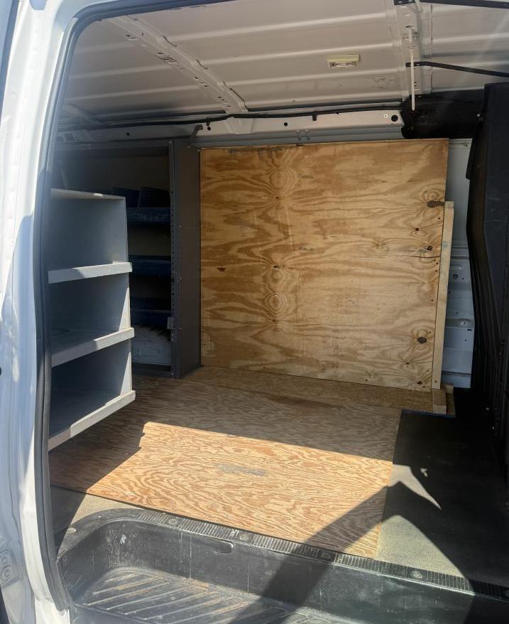 Ford Econoline E-250 2011