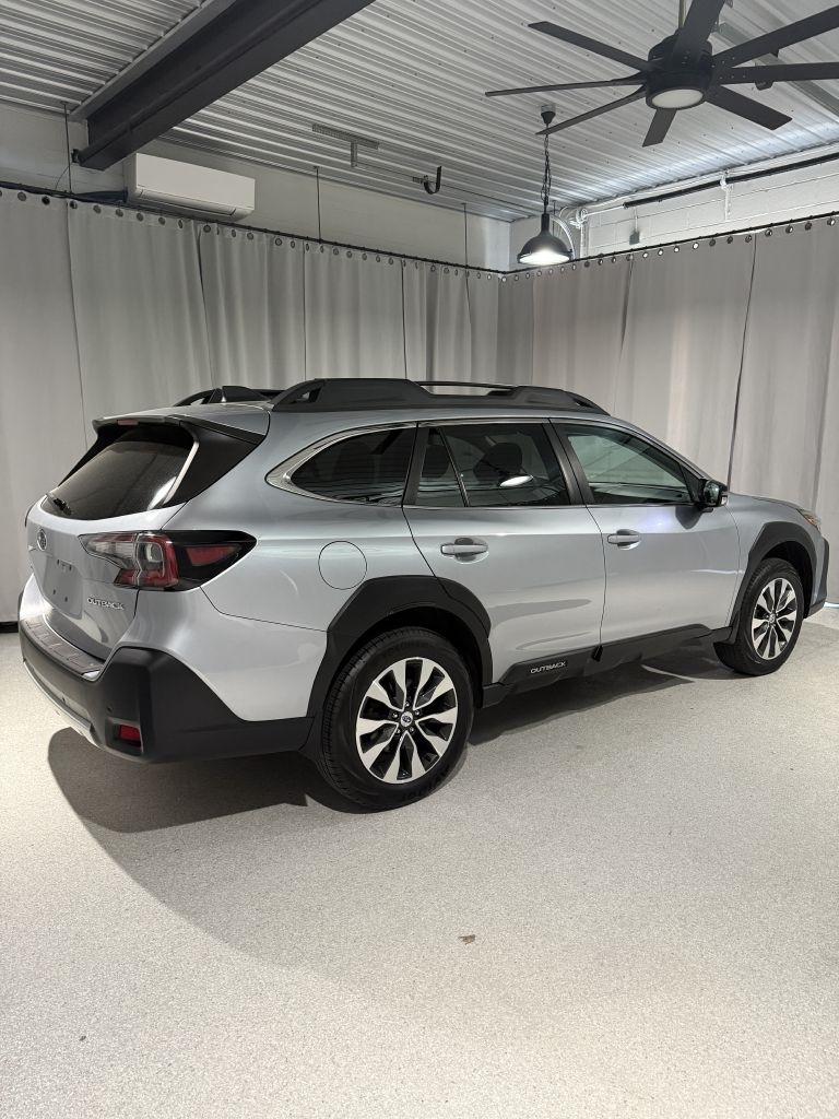 Subaru Outback Limited 2023