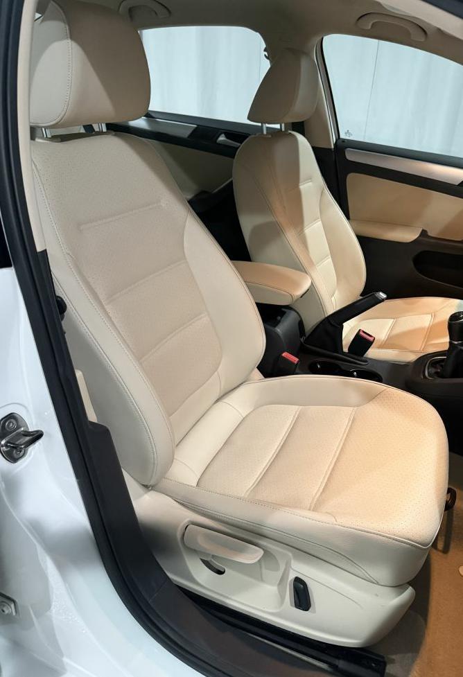 Volkswagen Jetta SE 2014