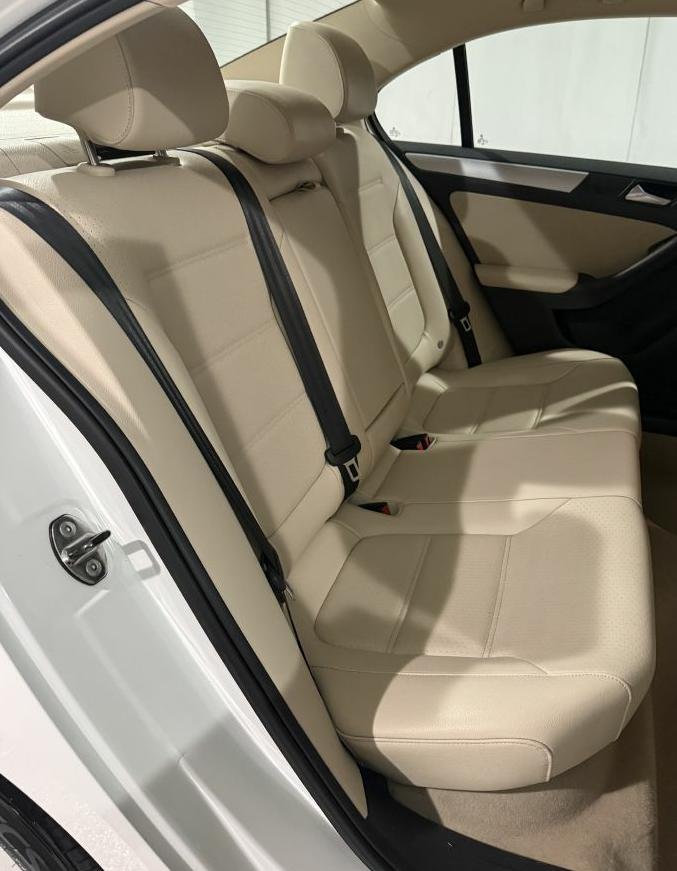 Volkswagen Jetta SE 2014