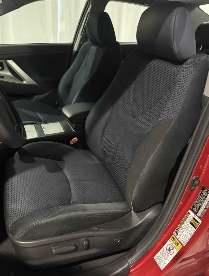 Toyota Camry Base 6-Spd AT 2011