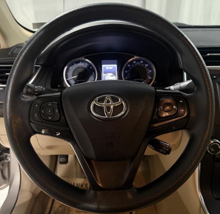 Toyota Camry SE 2017