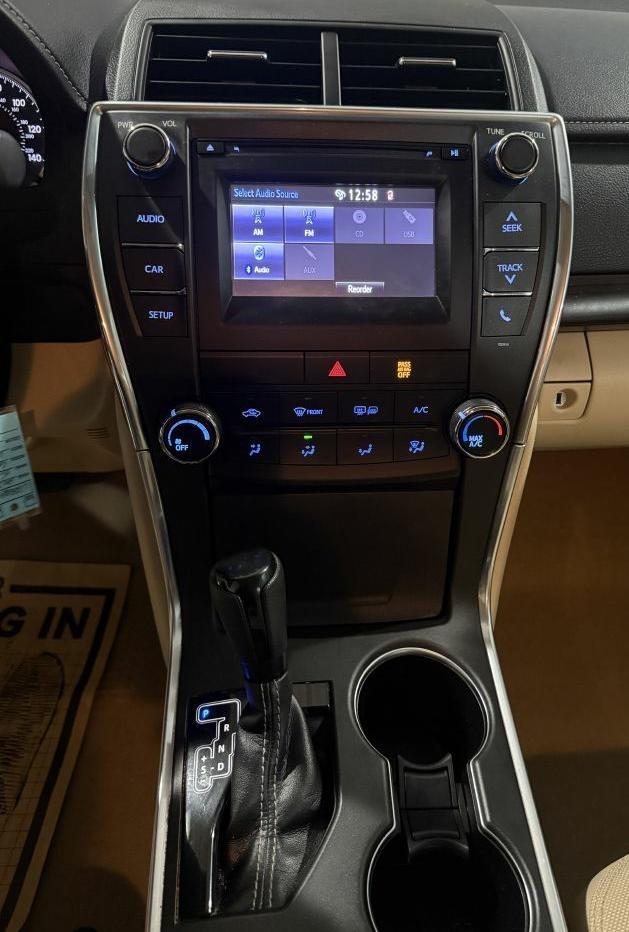 Toyota Camry SE 2017