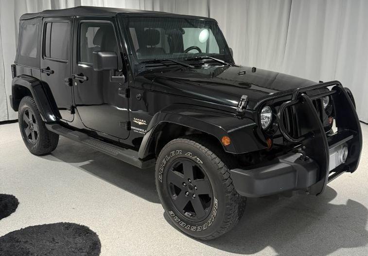 Jeep Wrangler Unlimited Sahara 4WD 2011