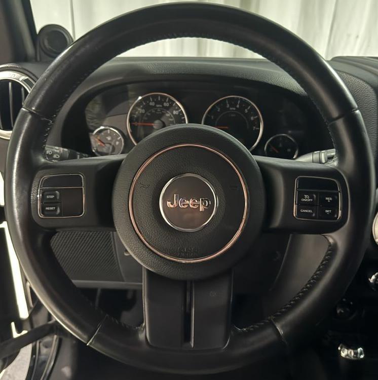 Jeep Wrangler Unlimited Sahara 4WD 2011
