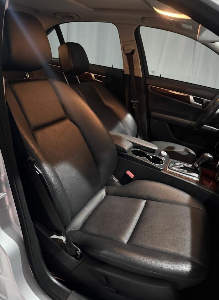 Mercedes-Benz C-Class C300 4MATIC Sport Sedan 2013