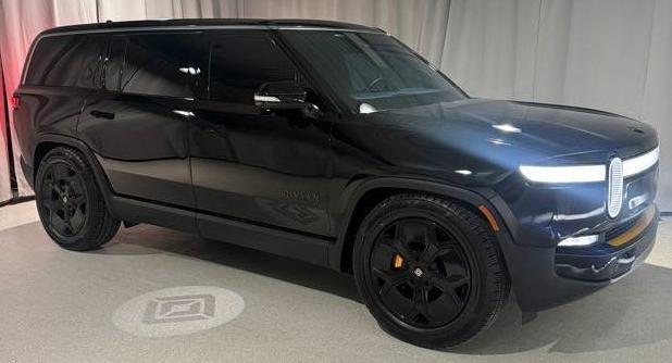 Rivian R1S Adventure 2024