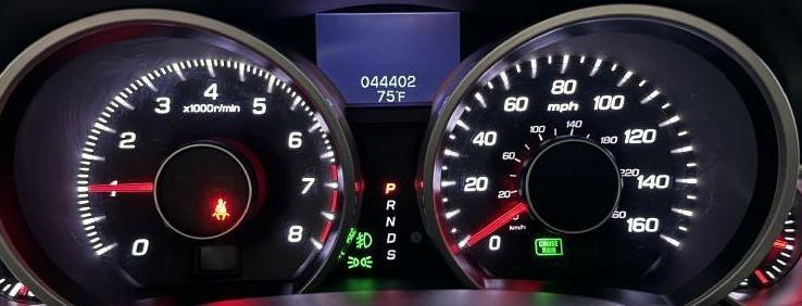 Acura TL 6-Speed AT with Tech Package and 18-In. WP 2013