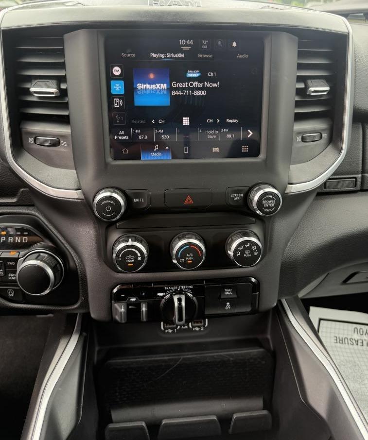 RAM 1500 Big Horn Quad Cab 4WD 2022