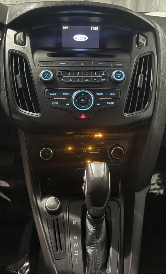 Ford Focus SE Hatch 2015