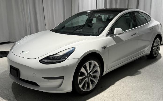 Tesla Model 3  2019