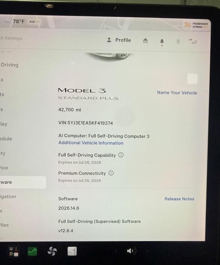 Tesla Model 3  2019