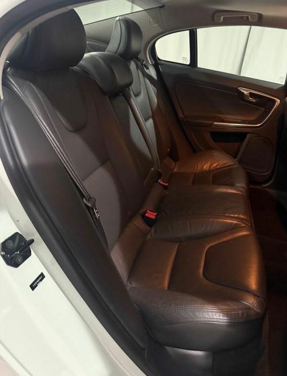 Volvo S40 T5 AWD 2013
