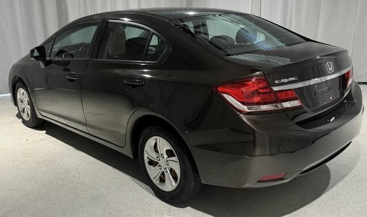 Honda Civic LX Sedan 5-Speed AT 2013