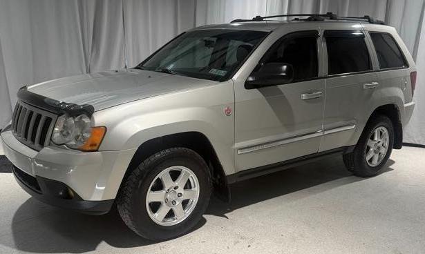 2010 Jeep Grand Cherokee Laredo 4WD