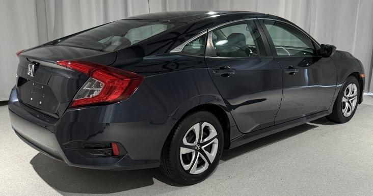 Honda Civic LX Sedan CVT 2017