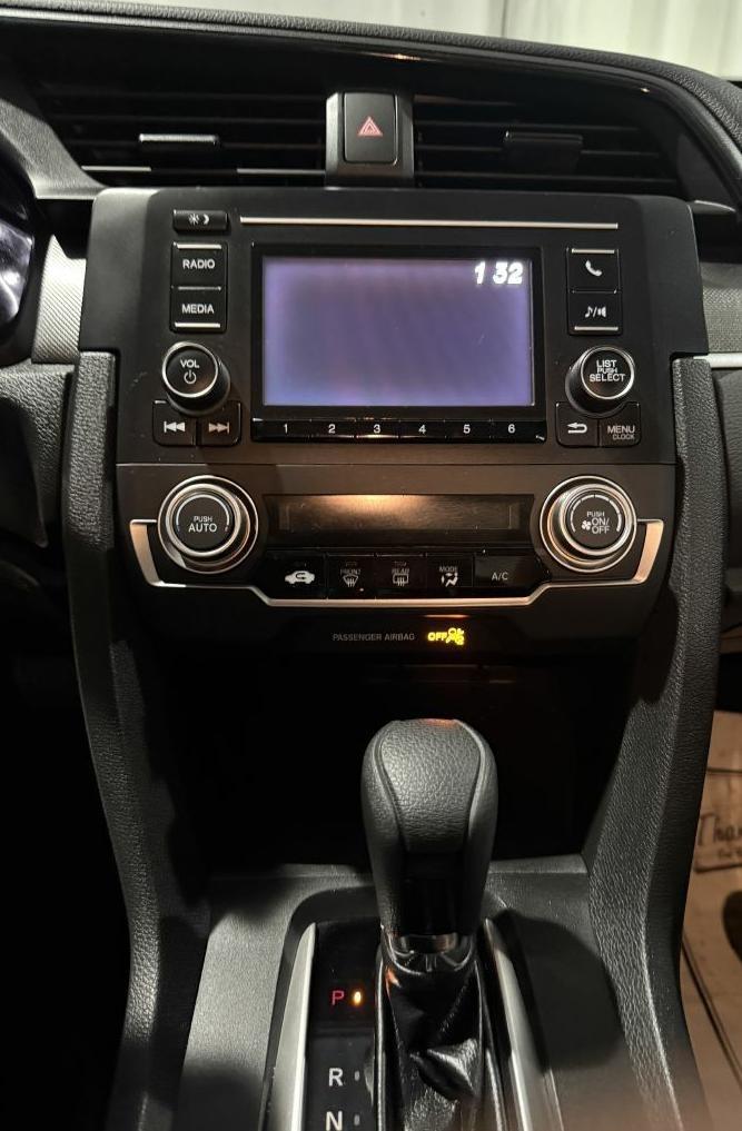 Honda Civic LX Sedan CVT 2017