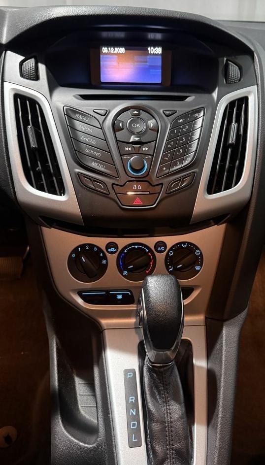 Ford Focus SE Sedan 2013