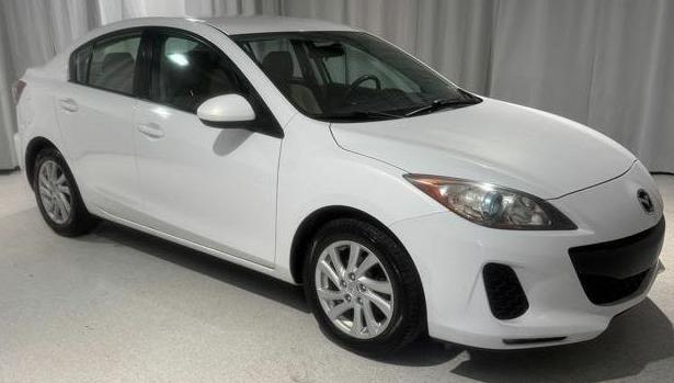 Mazda MAZDA3 i Touring 4-door 2012