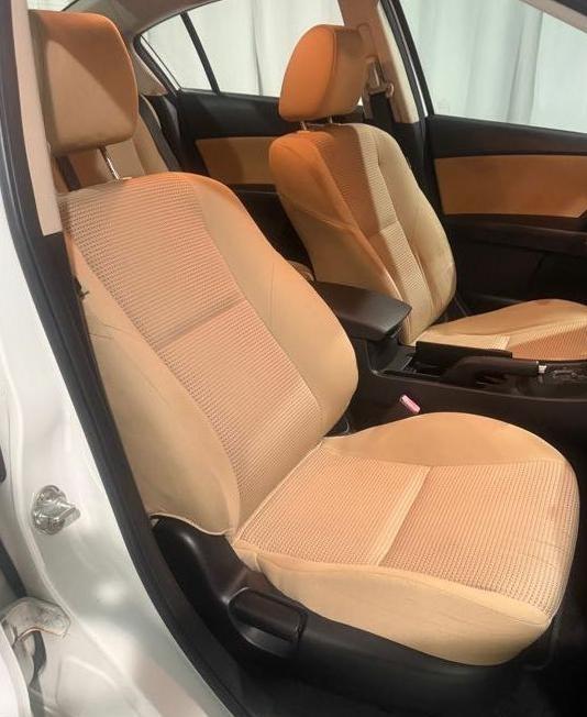 Mazda MAZDA3 i Touring 4-door 2012