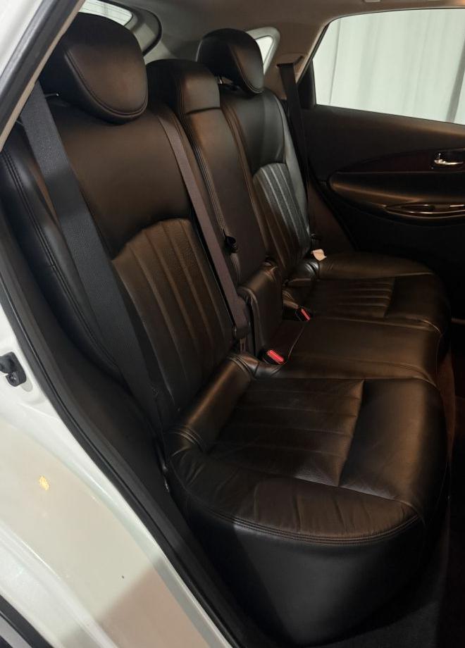 Infiniti QX50 Base AWD 2017