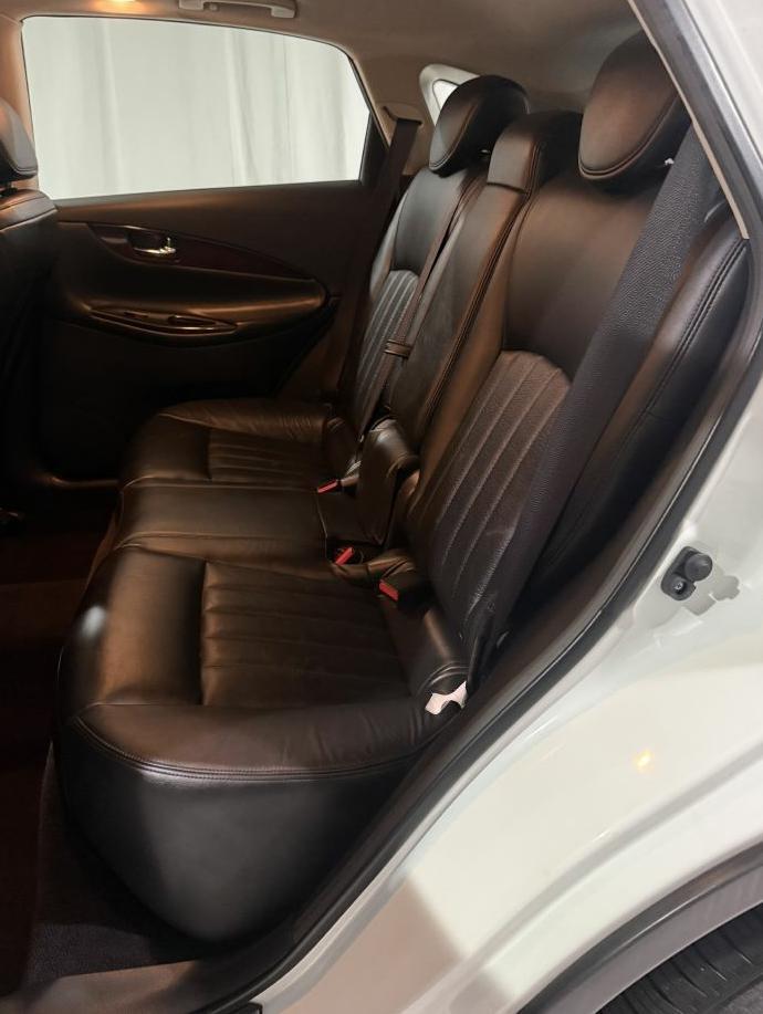 Infiniti QX50 Base AWD 2017