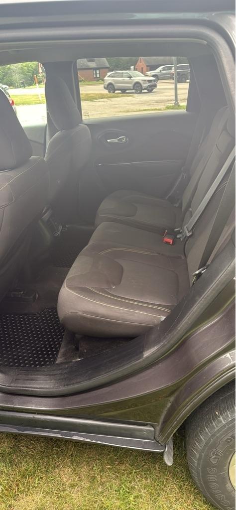 2016 Jeep Cherokee North - Photo 6