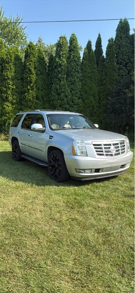2014 Cadillac Escalade Luxury AWD