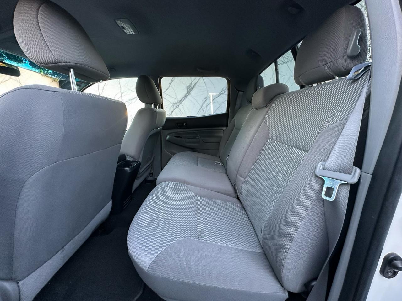 Toyota Tacoma PreRunner Double Cab Auto 2WD 2013